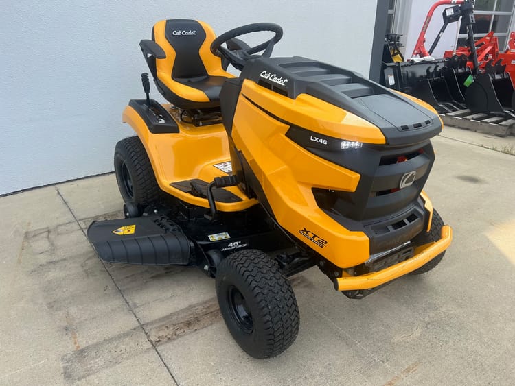 Cub Cadet XT2 LX46